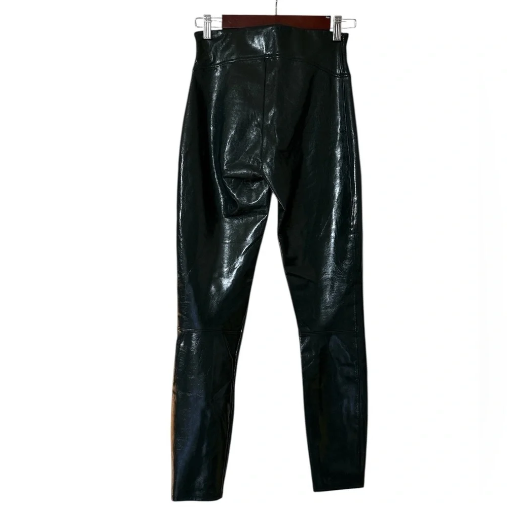 Spanx Faux Patent Leather Leggings in Green Sz. Small - Picture 7 of 9